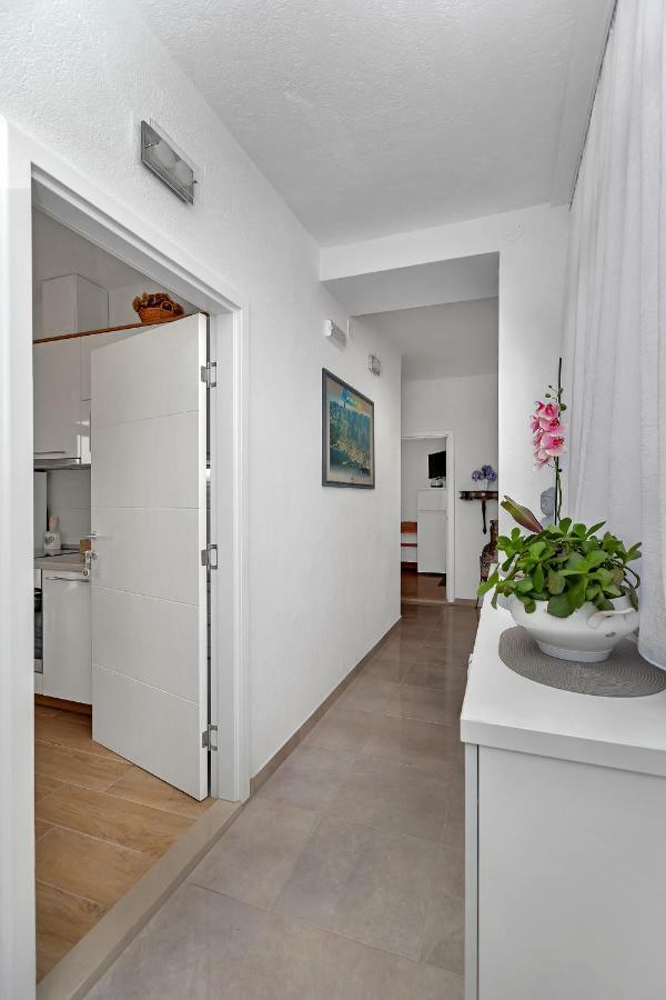 Ferienwohnung Mirjana & Ivo Makarska Exterior foto
