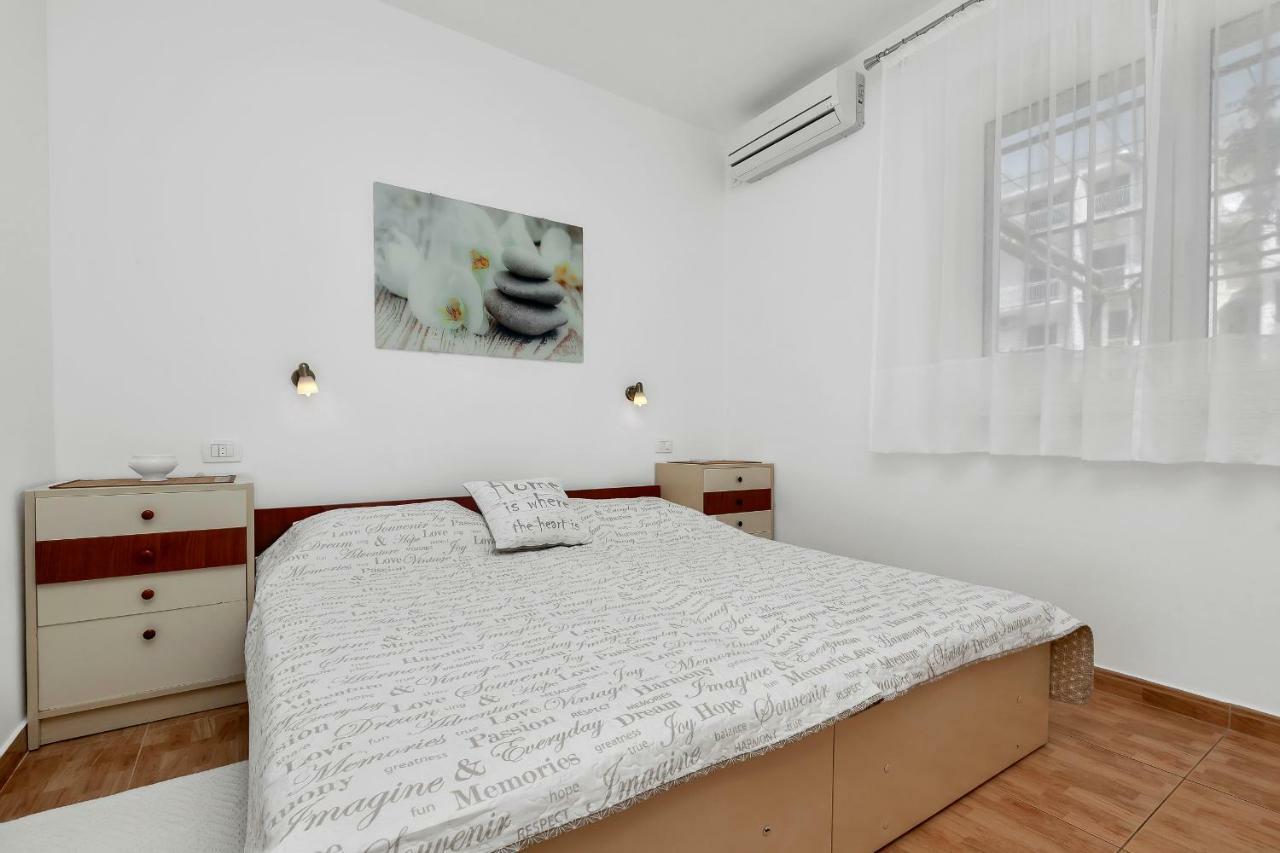 Ferienwohnung Mirjana & Ivo Makarska Exterior foto